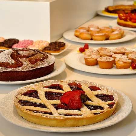 Concord - Nel Cuore Di Отель Риччоне