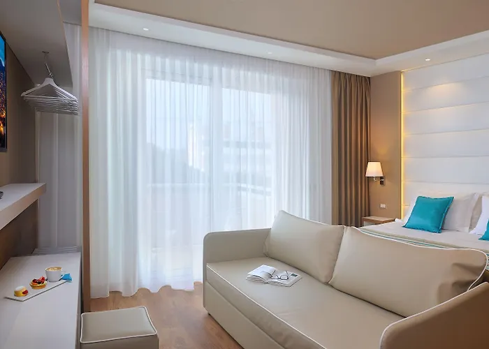 Hotel Concord - Nel Cuore Di Riccione