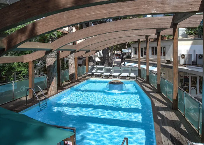 Hotel Concord - Nel Cuore Di 4*