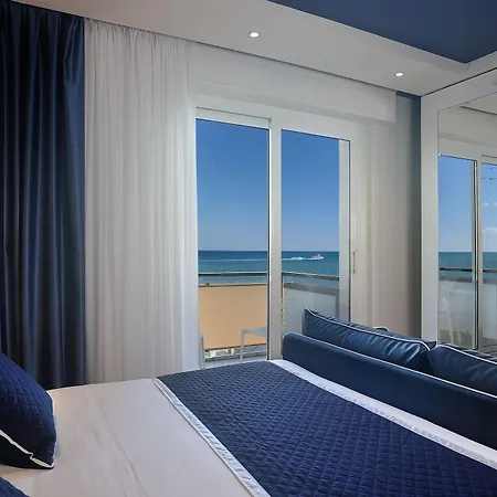 Hotell Concord 4*