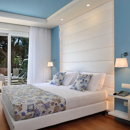 ホテル Concord - Nel Cuore Di 4*